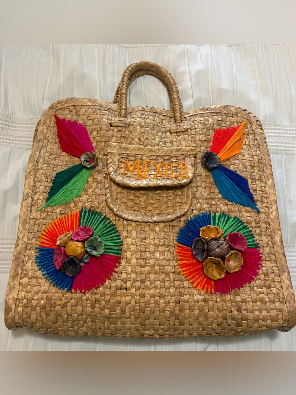 18" Straw Tote Vintage Mexico Multicolor Beach Bag with Handles Pocket Flowers
